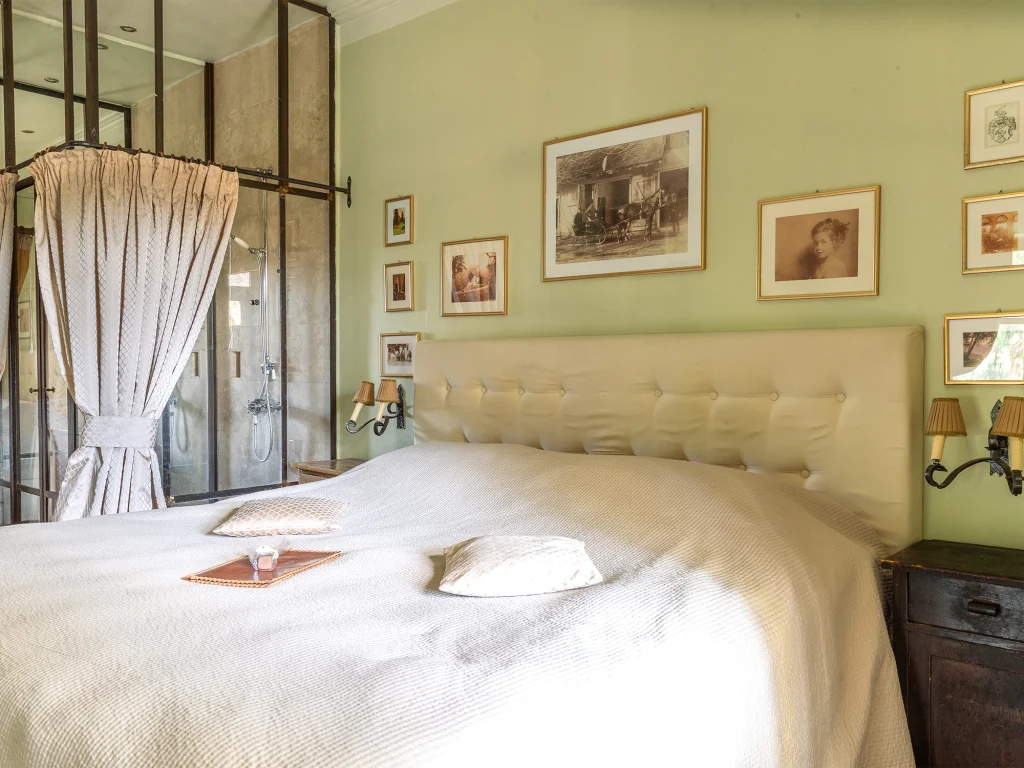 The Green Suite