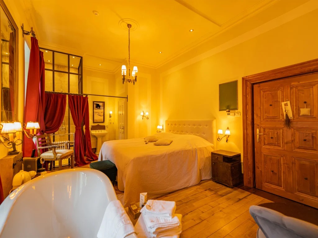 The Etelka Room