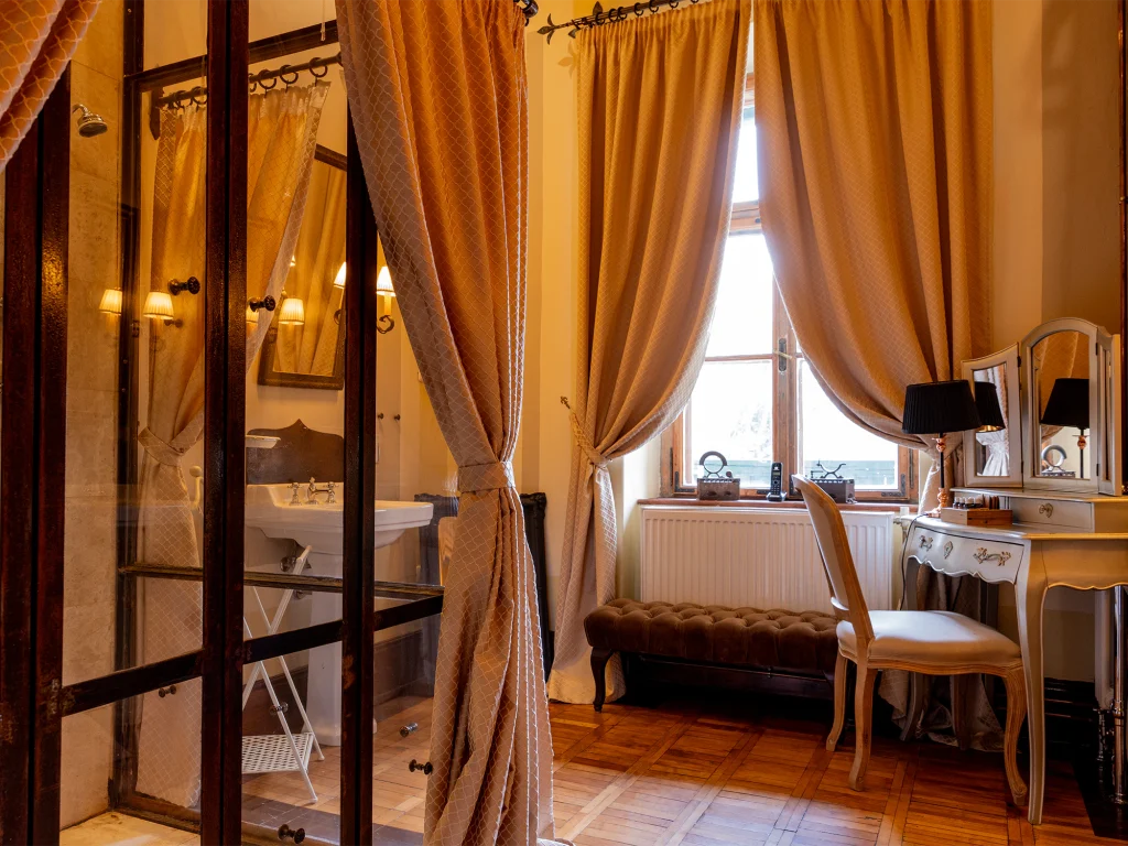 The János Suite