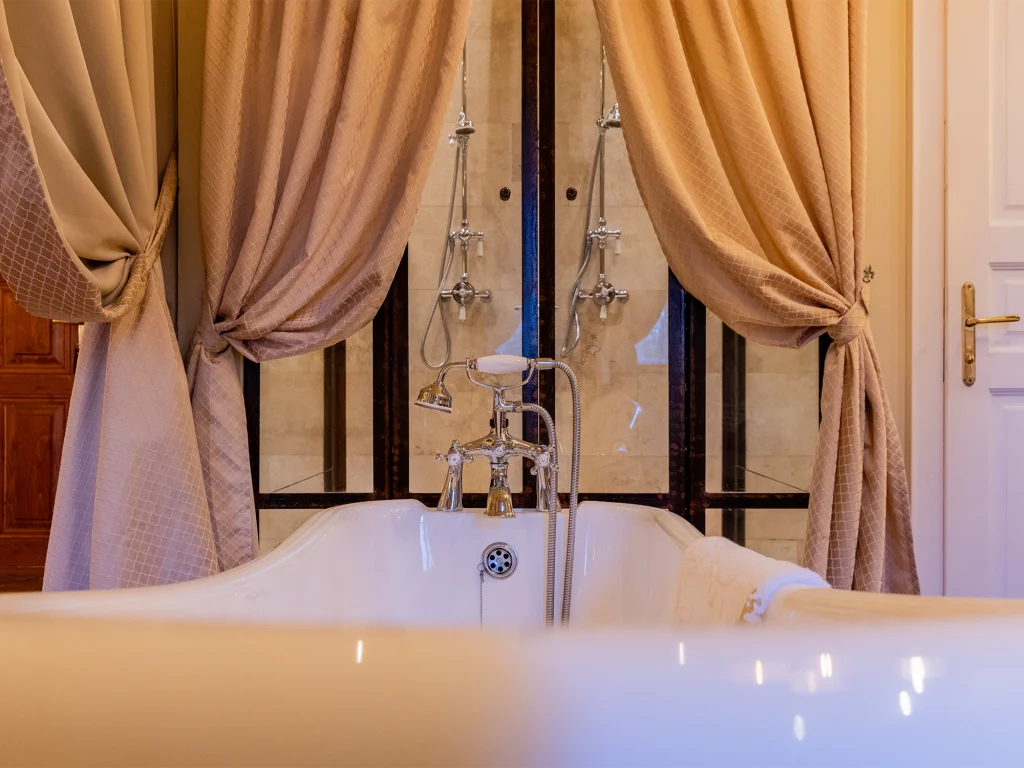 The Ilona Suite