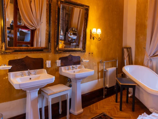 The Ármin Presidential Suite