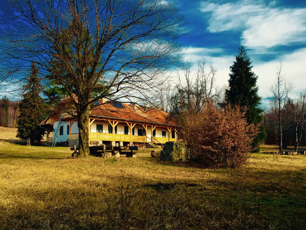Dobrica Hunting Lodge