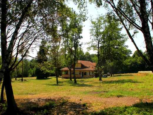 Dobrica Hunting Lodge